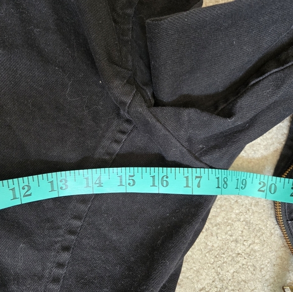 REISS 1971 Black Denim Fittwd Cropped Jacket. Size Medium - Picture 12 of 13